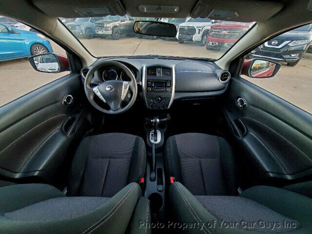 2017 Nissan Versa Sedan SV - 22944386 - 25
