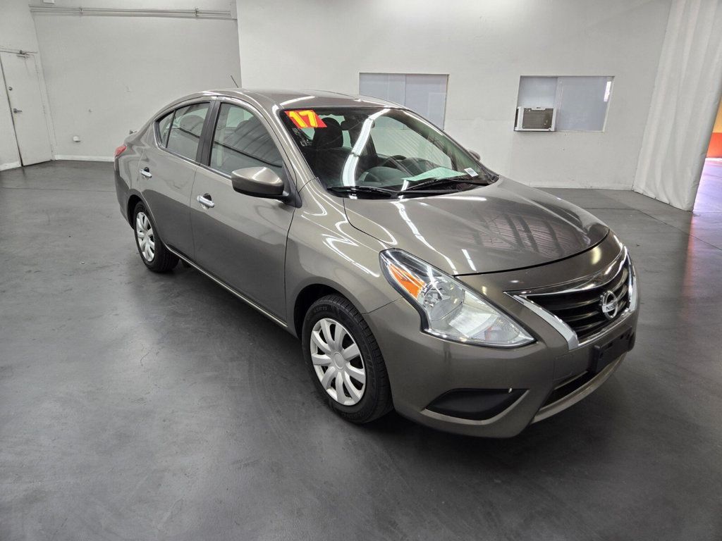 2017 Nissan Versa Sedan SV CVT - 22590989 - 3