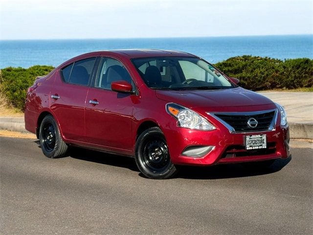 2017 Nissan Versa Sedan SV CVT - 22670635 - 1