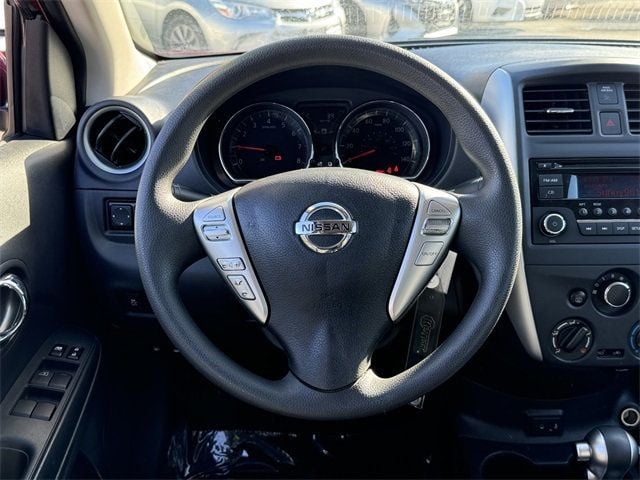 2017 Nissan Versa Sedan SV CVT - 22670635 - 22