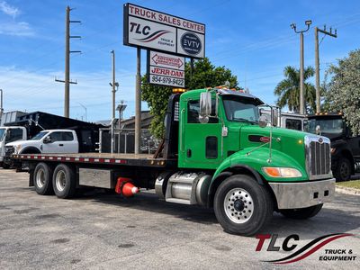 2017 Peterbilt 348