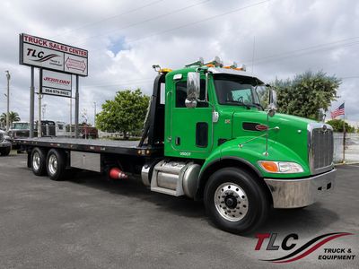 2017 Peterbilt 348