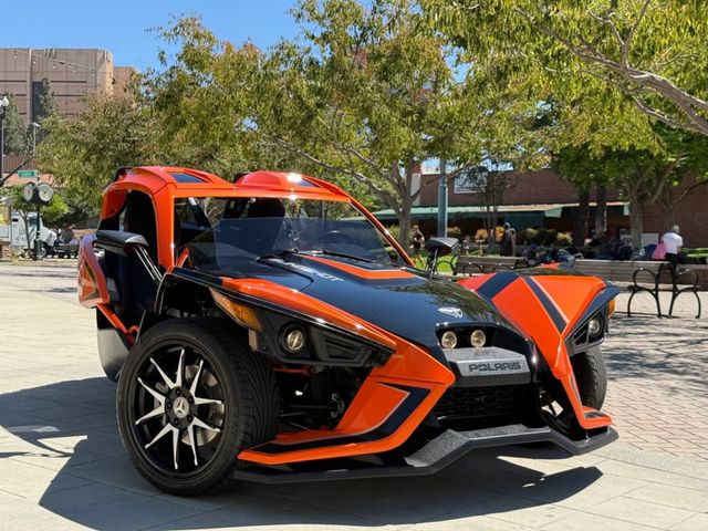 2017 Polaris SLINGSHOT SLR - 22892904 - 1