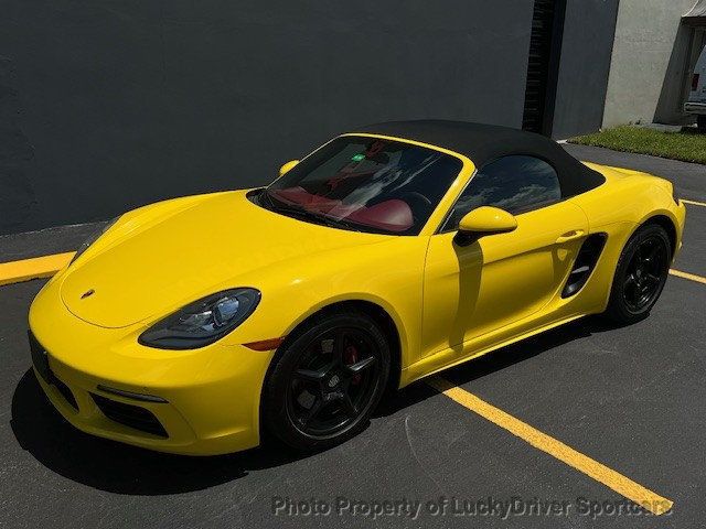 2017 Porsche Boxster photo 16