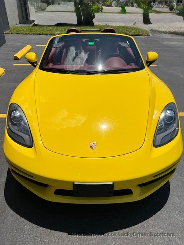 2017 Porsche 718 Boxster Roadster - 22903527 - 4