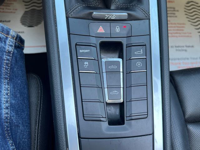 2017 Porsche 718 Boxster Roadster - 23019381 - 25