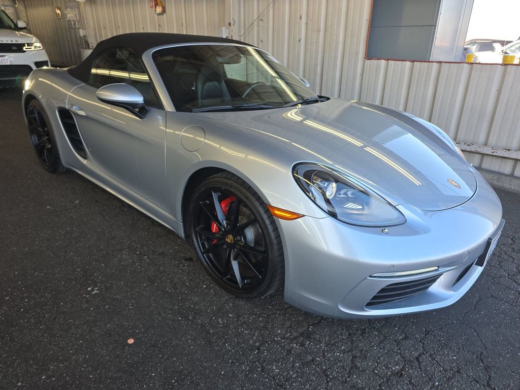 2017 Porsche 718 Boxster S/ConnectPlus/14WayPwrSeats/PremiumPkgPlus/SportExhaust/NAV - 22968140 - 1