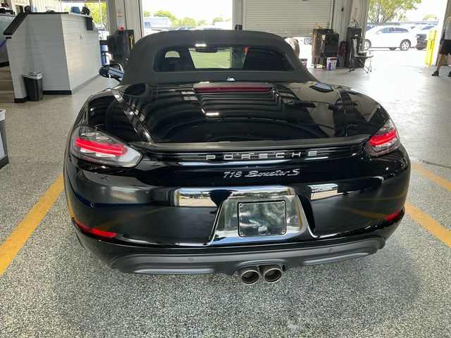 2017 Porsche 718 Boxster S Roadster - 23047999 - 1