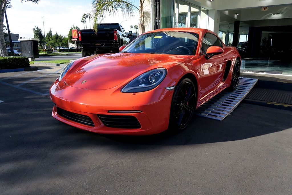 2017 Porsche 718 Cayman S Coupe - 22637519 - 1