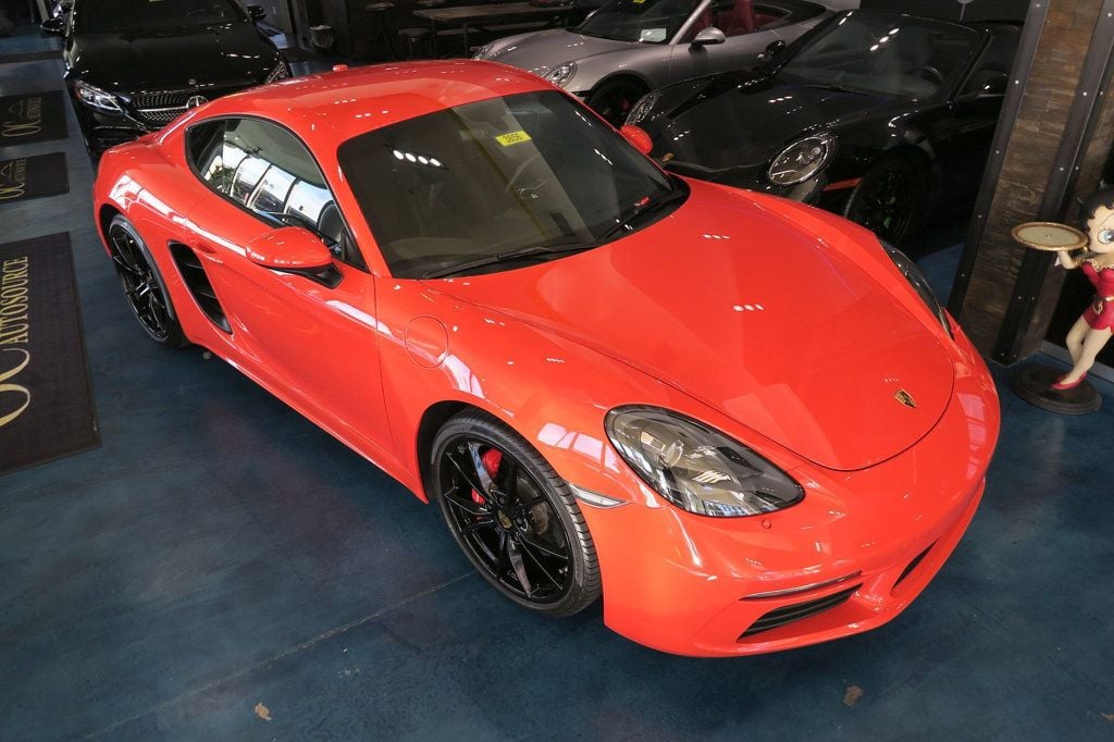 2017 Porsche 718 Cayman S Coupe - 22637519 - 34