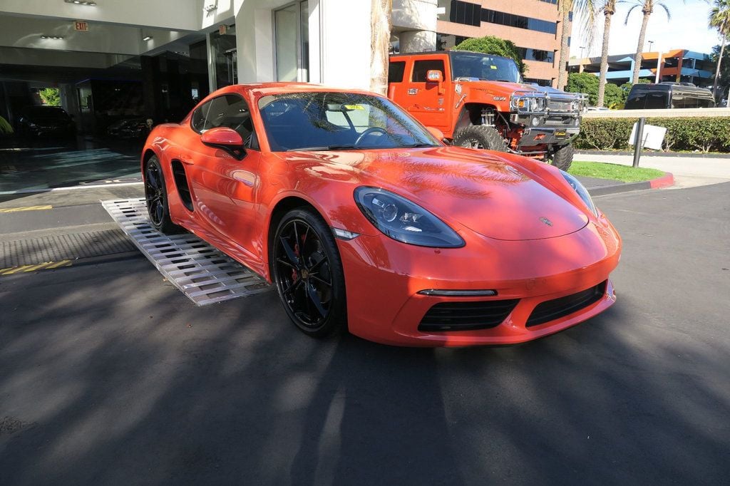 2017 Porsche 718 Cayman S Coupe - 22637519 - 3