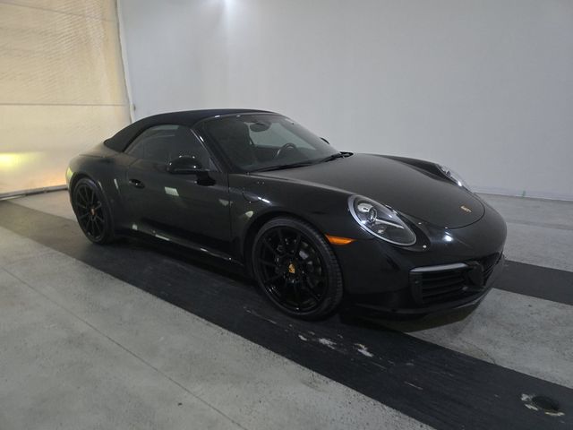 2017 Porsche 911  - 22944961 - 12