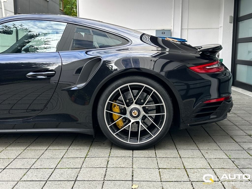 2017 Porsche 911  - 22611387 - 7