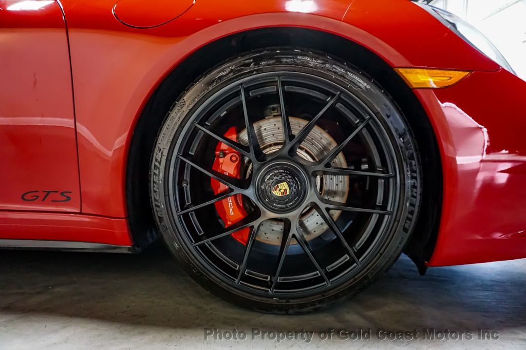 2017 Porsche 911 *7-Speed Manual* *Rear-Axle Steering* *Front-Axle Lift*  - 22212604 - 41