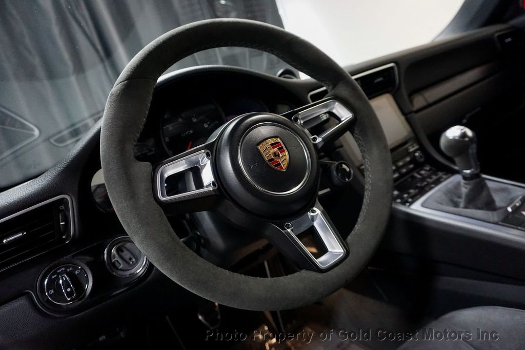 2017 Porsche 911 *7-Speed Manual* *Rear-Axle Steering* *Front-Axle Lift*  - 22212604 - 59