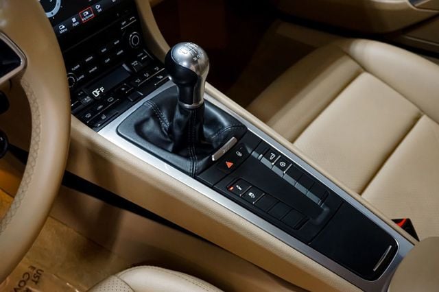 2017 Porsche 911 *911 Carrera 4S* *7-Speed Manual* *Sport Chrono Pkg* - 23000263 - 25