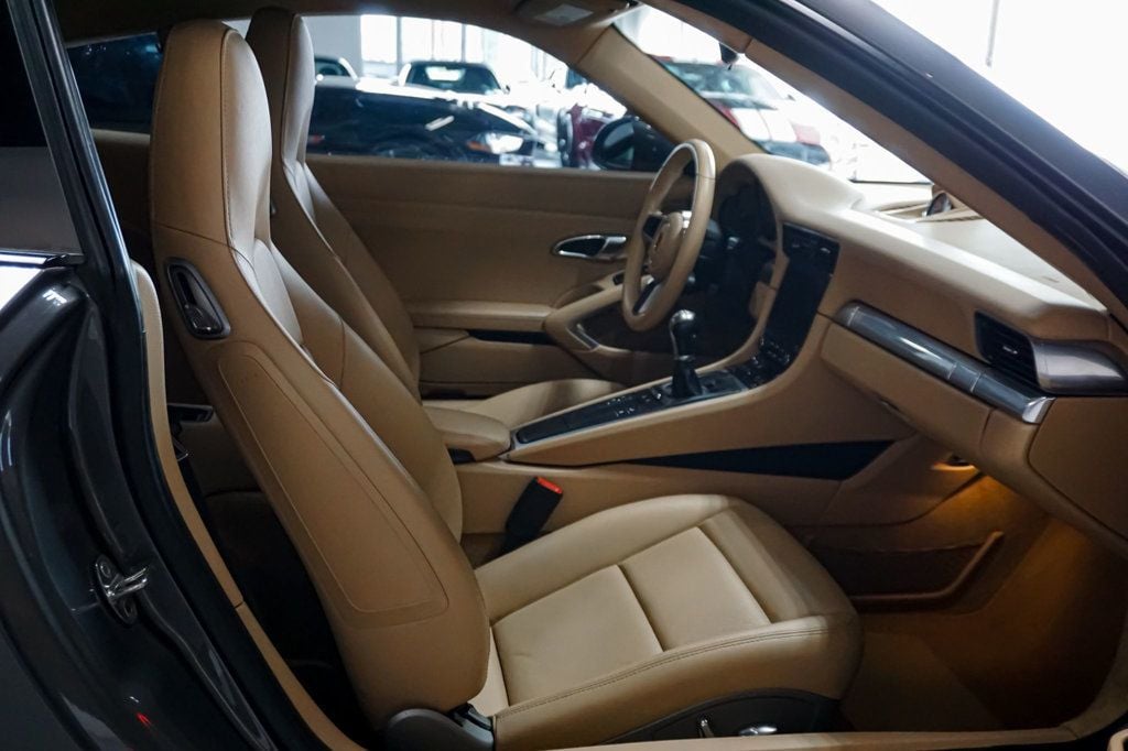 2017 Porsche 911 *911 Carrera 4S* *7-Speed Manual* *Sport Chrono Pkg* - 23000263 - 32