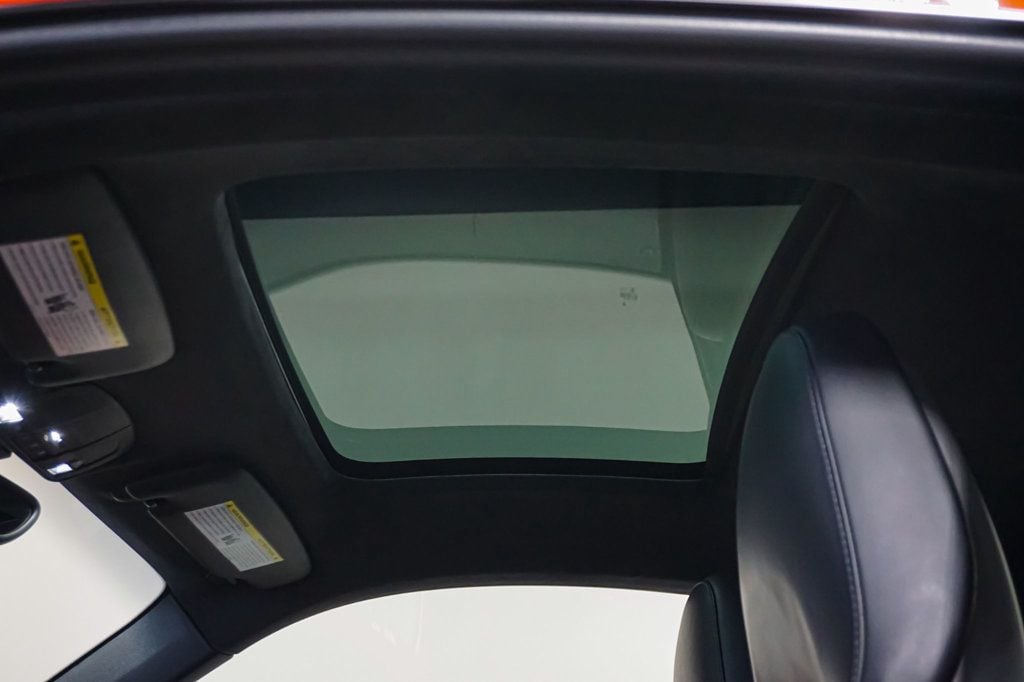 2017 PORSCHE 911 - Image 14