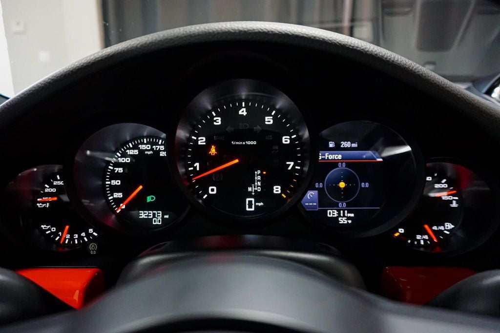 2017 PORSCHE 911 - Image 24