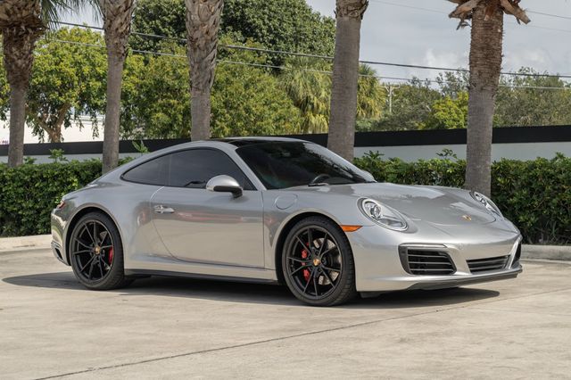 2017 Porsche 911 Carrera 4S Coupe - 22956510 - 10
