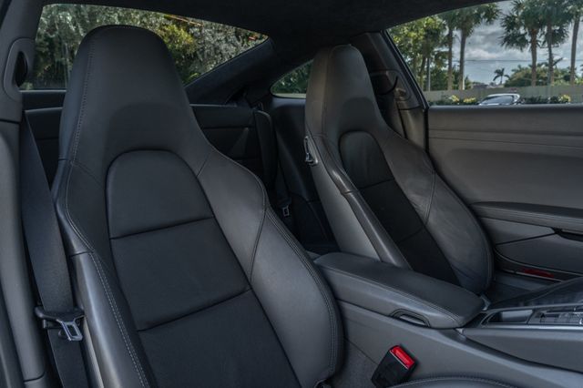 2017 Porsche 911 Carrera 4S Coupe - 22956510 - 21