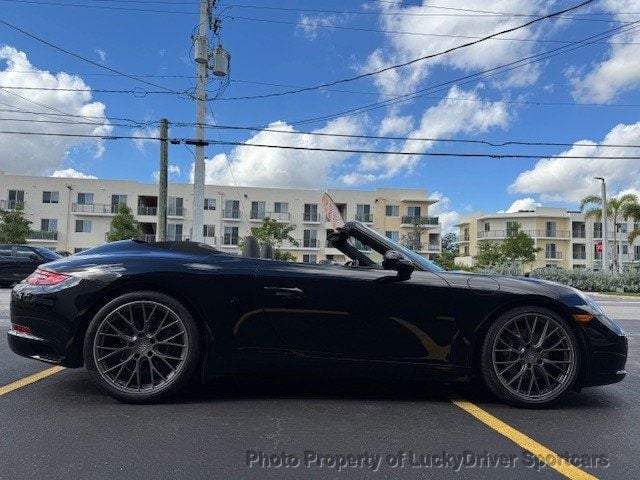 2017 Porsche 911 Carrera Cabriolet - 22957592 - 9