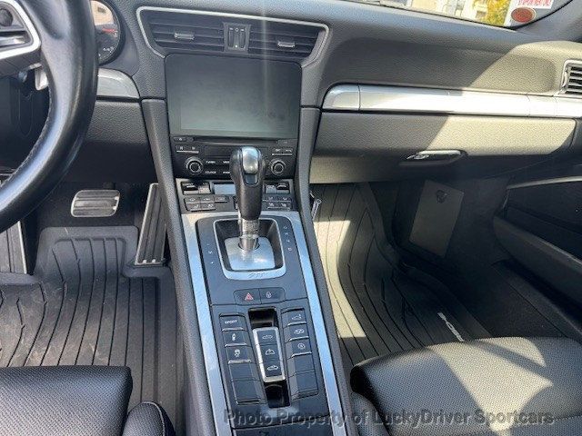 2017 Porsche 911 Carrera Cabriolet - 22957592 - 37