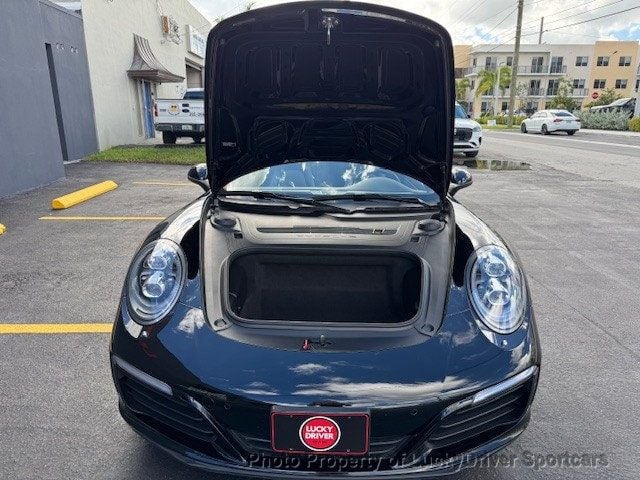2017 Porsche 911 Carrera Cabriolet - 22957592 - 55