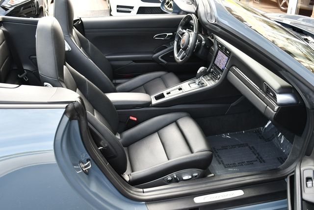 2017 Porsche 911 Carrera Cabriolet W/Premium Package and Navigation - 23046025 - 17