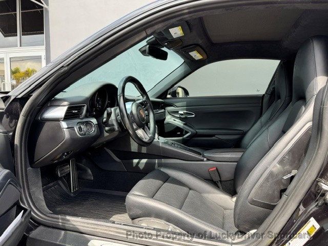 2017 Porsche 911 Carrera Coupe - 23041462 - 16
