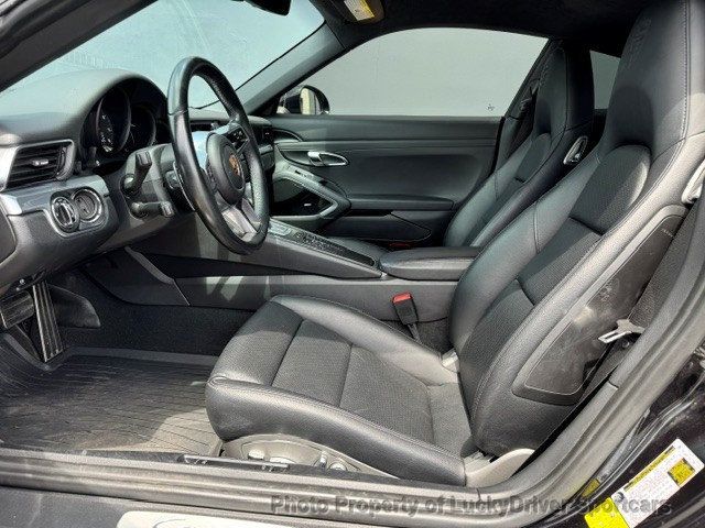 2017 Porsche 911 Carrera Coupe - 23041462 - 17