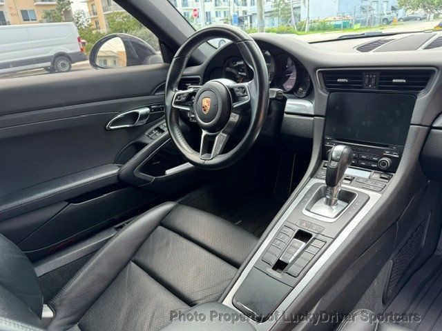 2017 Porsche 911 Carrera Coupe - 23041462 - 22