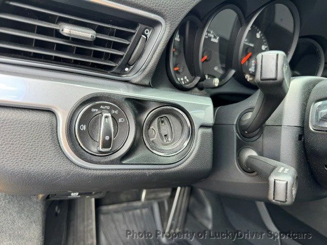 2017 Porsche 911 Carrera Coupe - 23041462 - 28