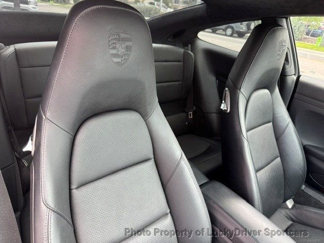2017 Porsche 911 Carrera Coupe - 23041462 - 32