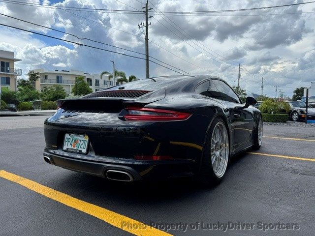 2017 Porsche 911 Carrera Coupe - 23041462 - 5