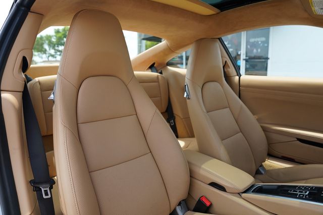 2017 Porsche 911 Carrera Coupe - 23056780 - 13