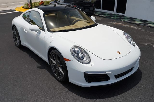 2017 Porsche 911 Carrera Coupe - 23056780 - 18