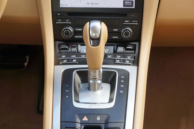 2017 Porsche 911 Carrera Coupe - 23056780 - 40