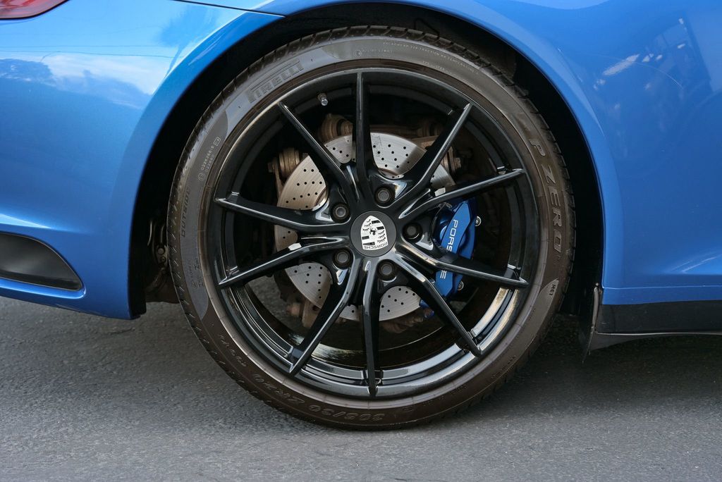 2017 Porsche 911 Carrera Coupe - 22987487 - 12