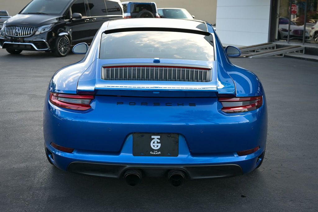 2017 Porsche 911 Carrera Coupe - 22987487 - 14