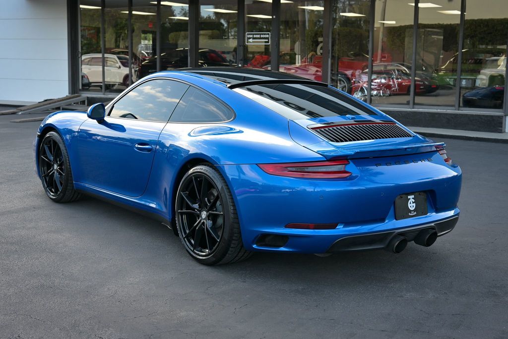 2017 Porsche 911 Carrera Coupe - 22987487 - 15