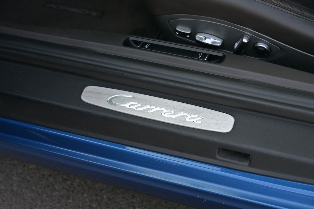 2017 Porsche 911 Carrera Coupe - 22987487 - 23