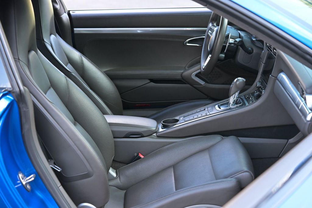 2017 Porsche 911 Carrera Coupe - 22987487 - 29