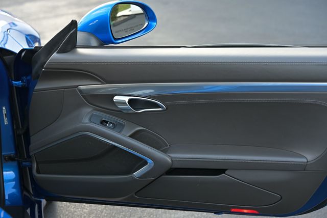 2017 Porsche 911 Carrera Coupe - 22987487 - 34