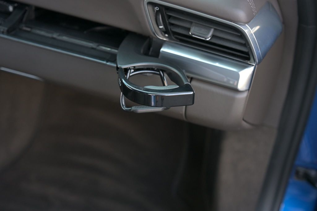 2017 Porsche 911 Carrera Coupe - 22987487 - 36