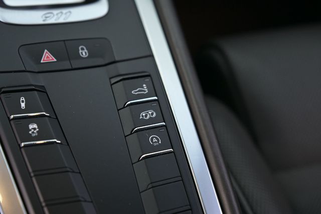 2017 Porsche 911 Carrera Coupe - 22987487 - 43