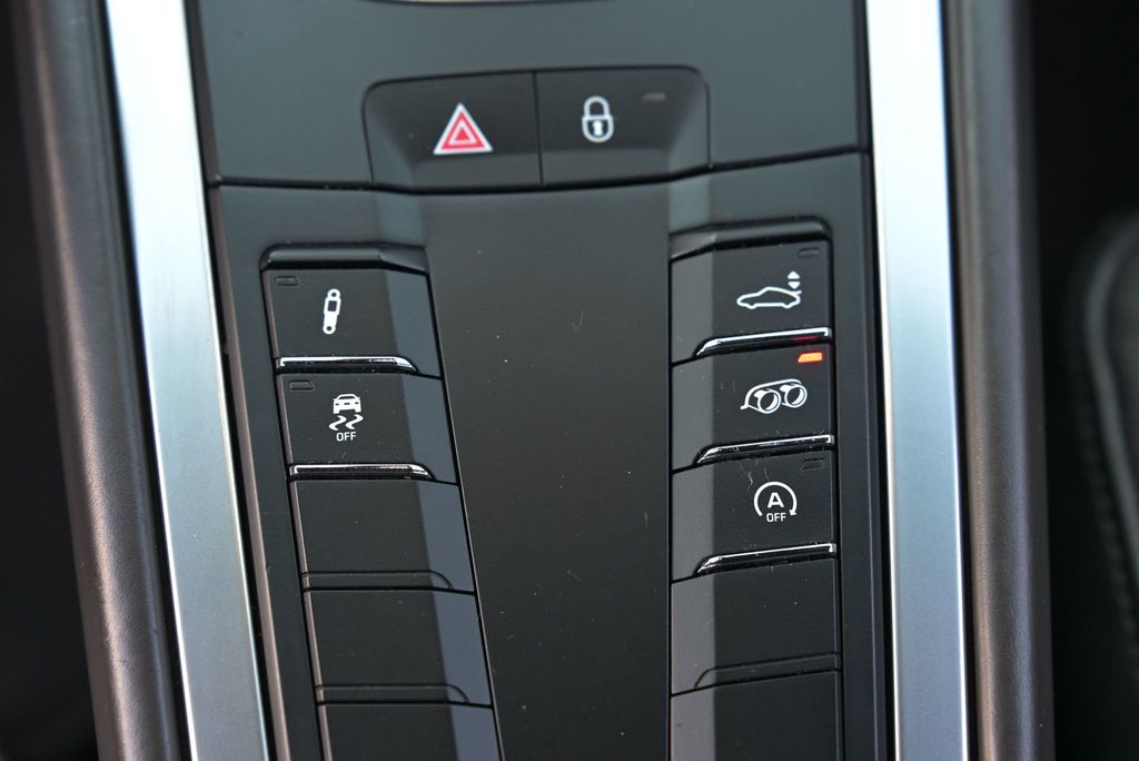 2017 Porsche 911 Carrera Coupe - 22987487 - 50