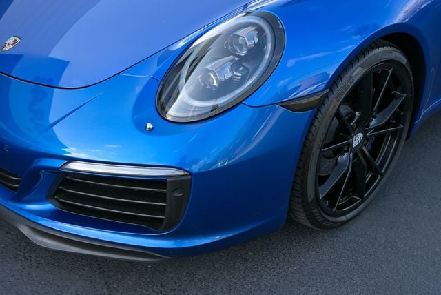 2017 Porsche 911 Carrera Coupe - 22987487 - 8