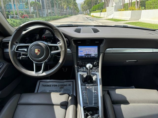 2017 Porsche 911 Carrera Coupe 2D - 22944652 - 11