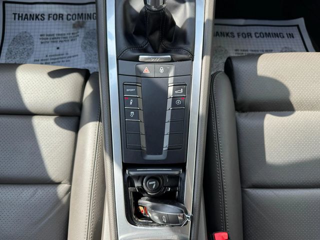 2017 Porsche 911 Carrera Coupe 2D - 22944652 - 14